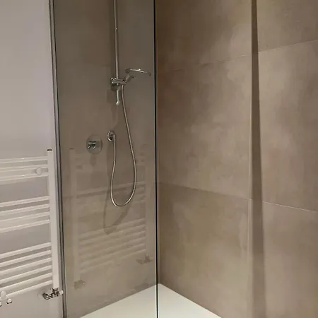 Le Di Byron - Affitti Brevi Italia Apartment